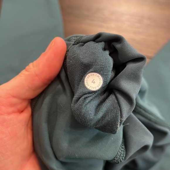 Wunder-Train HR Leggings, 25” - Picture 4 of 4